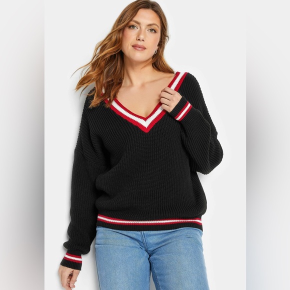 Collegiate Varsity Stripe V-Neck - Picture 2 of 9